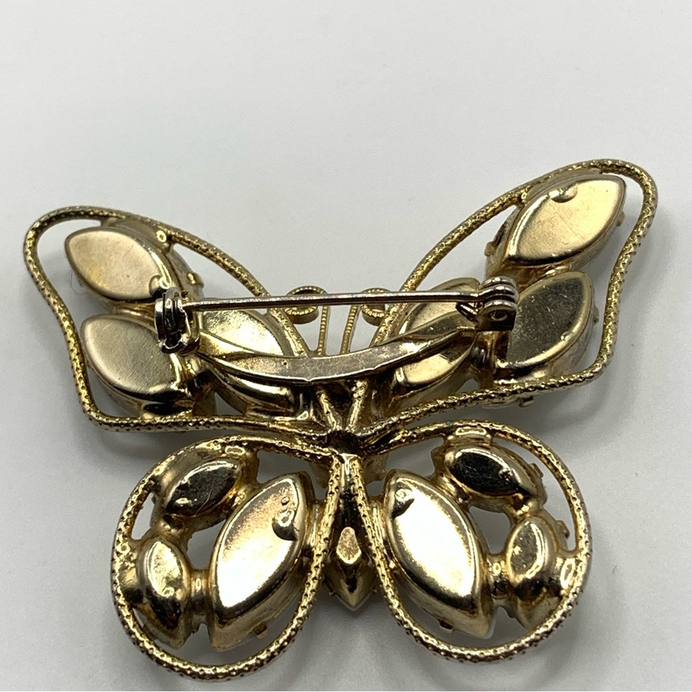 Vintage Verified D&E Juliana white glass rhinestone silver tone butterfly brooch - Picture 4 of 6